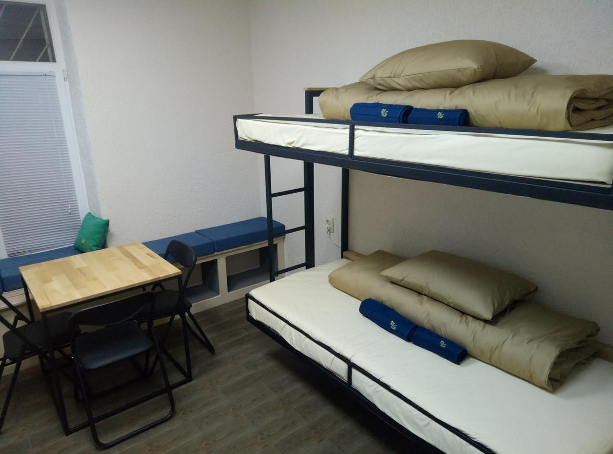 Hostel Svit Hub Kamianets-Podilskyi Ngoại thất bức ảnh